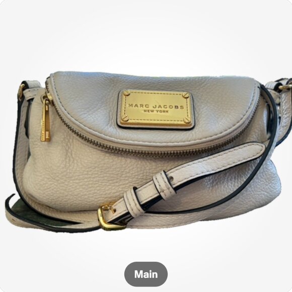 Marc by Marc Jacobs Classic Q Natasha Leather Crossbody Bag With Gold Hardware - Picture 1 of 14